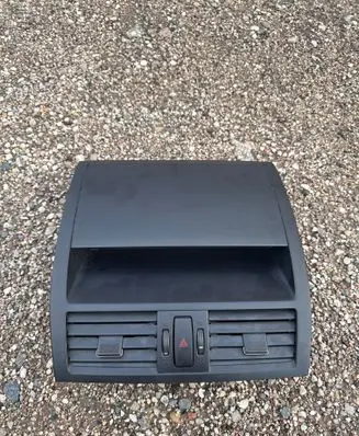 Mazda 6 Dash center air vent grill GS155311