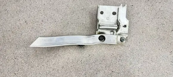 BMW M6 Radiator mount bracket 7186514 51117186514 7207152