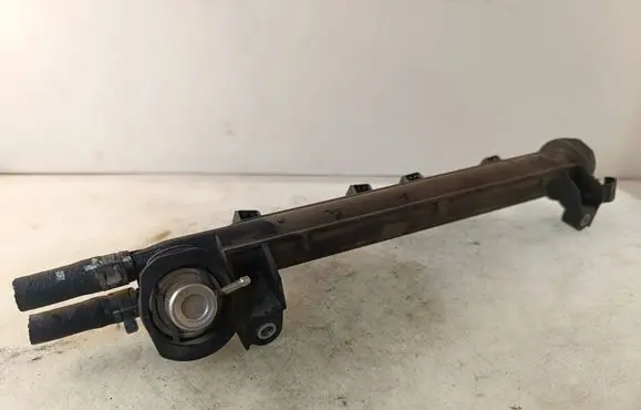 Fuel main line pipe