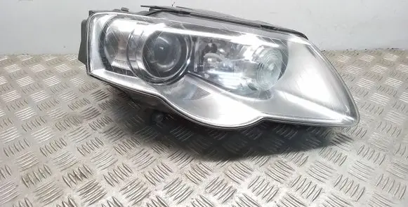 Volkswagen PASSAT B6 Headlight/headlamp 3C0941752