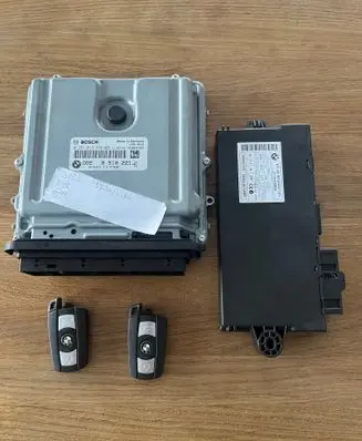 BMW 3 E92 E93 Engine control unit/module 8510221 0281016838
