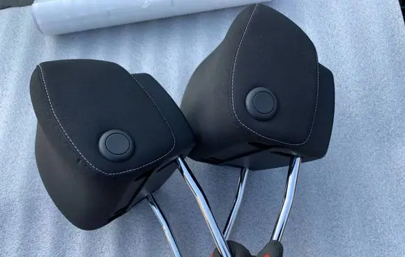 Volkswagen Sharan Front seat headrest 