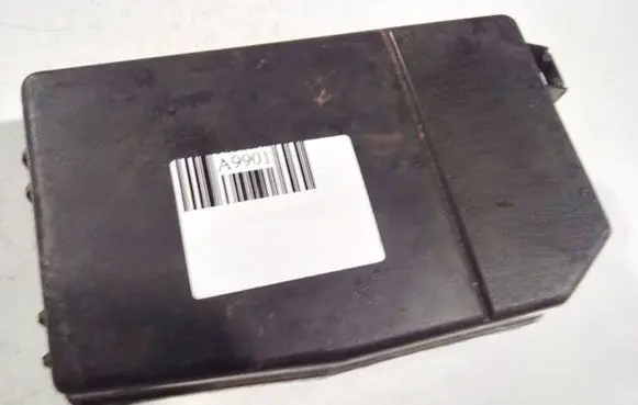 Ford Mondeo Mk III Fuse box cover 71544754 7154-4754