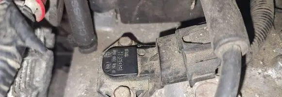 Subaru Legacy Air pressure sensor 0261230013