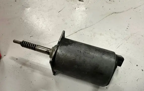 BMW X5 E70 Camshaft vanos timing valve 7548389