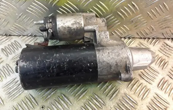 Mercedes-Benz E W212 Starter motor 0061616201