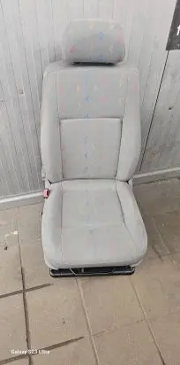 Volkswagen Transporter - Caravelle T5 Front driver seat 