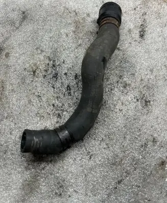 Audi A3 S3 8P Engine coolant pipe/hose 1K0122073S