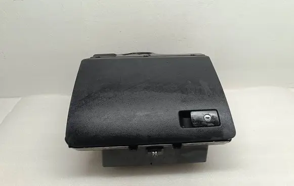 Volkswagen PASSAT B6 Glove box 3C1857114 P0108696 T0024226712