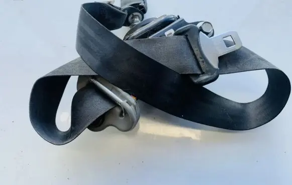 Honda Accord Front seatbelt nsb098gr06