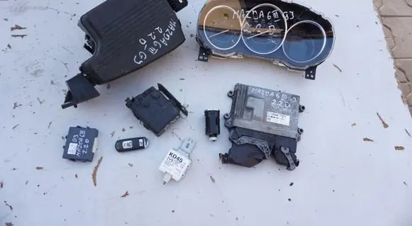 Mazda 6 Engine control unit/module ECU SH4K18881E