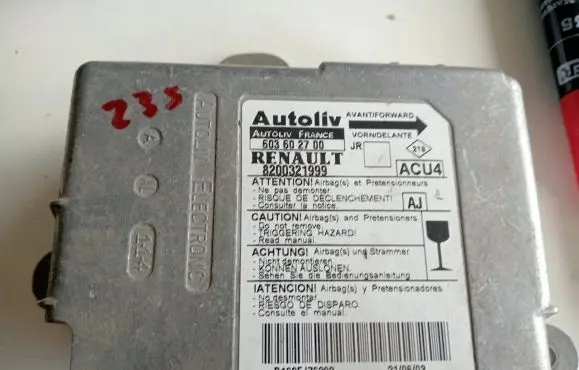 Renault Scenic II - Grand scenic II Airbag control unit/module 8200321999