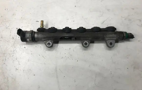 Fuel main line pipe