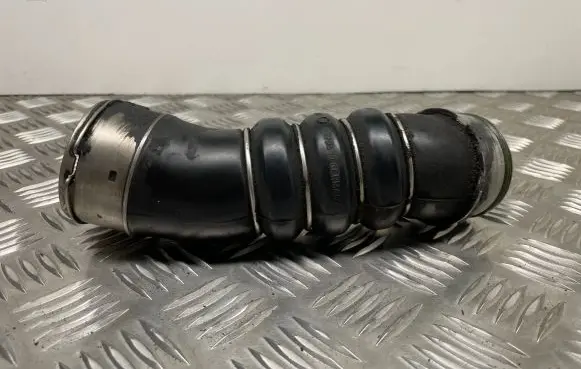 BMW 1 E81 E87 Intercooler hose/pipe 7797480