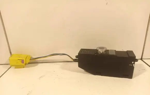 Volkswagen Touareg I Passenger airbag on/off switch 7L6919211