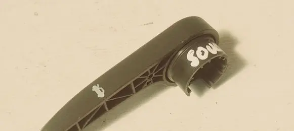 KIA Soul Engine bonnet (hood) release handle