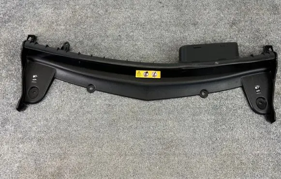 Mercedes-Benz E W213 Engine bonnet/hood lock trim molding A2135000055 S030