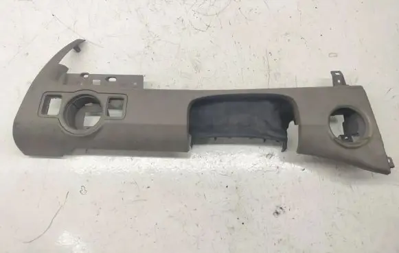 Volkswagen PASSAT B6 Steering wheel column trim 3C1857200 P0108685 T0028582
