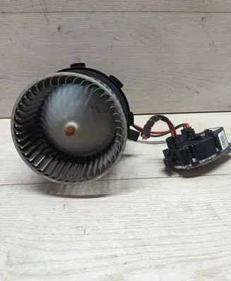 Audi A4 S4 B8 8K Heater fan/blower 8T0820521A 1035500274 F011500109