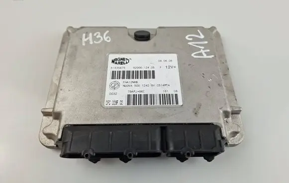 Fiat 500 Engine control unit/module 51835875 6200012405