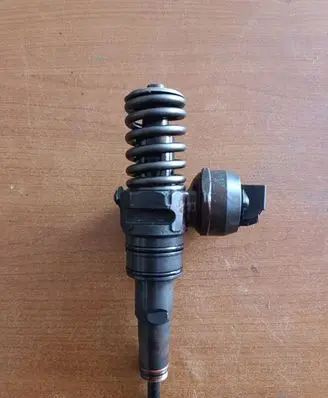 Ford Galaxy Fuel injector 038130073ak