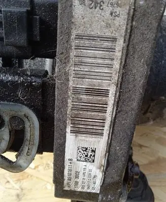 Peugeot 3008 I Power steering pump 17683002