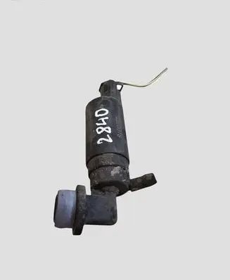 Toyota Avensis T250 Windscreen/windshield washer pump 2220078
