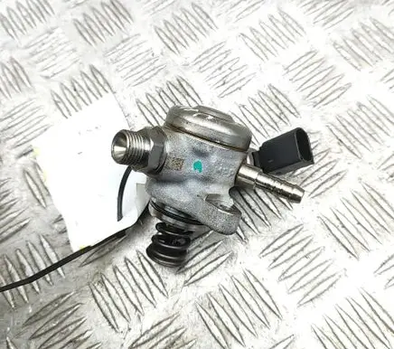 Seat Arona Fuel injection high pressure pump 04E127027N
