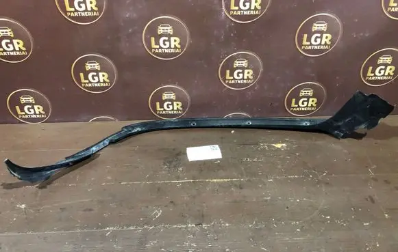 Mercedes-Benz E W211 Other trunk/boot trim element A2116930333