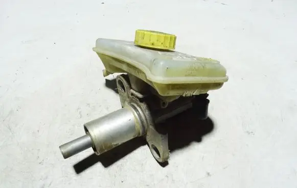 Audi A6 S6 C5 4B Master brake cylinder 8E0611301E