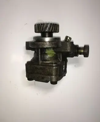 Opel Monterey Power steering pump 06235