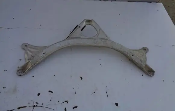Other engine bay part