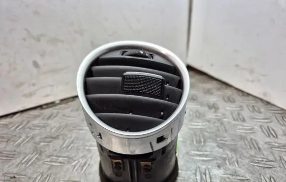 Dashboard side air vent grill/cover trim