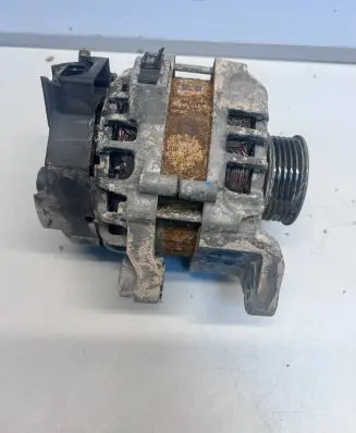 Hyundai i10 Generator/alternator 3730004700 2619926A 1132040342