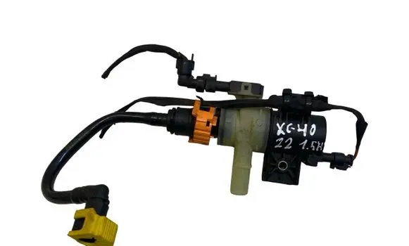 Volvo XC40 Turbo solenoid valve 32139918 8389477433