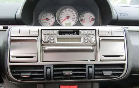 Nissan X-Trail T30 Radio/GPS head unit trim 