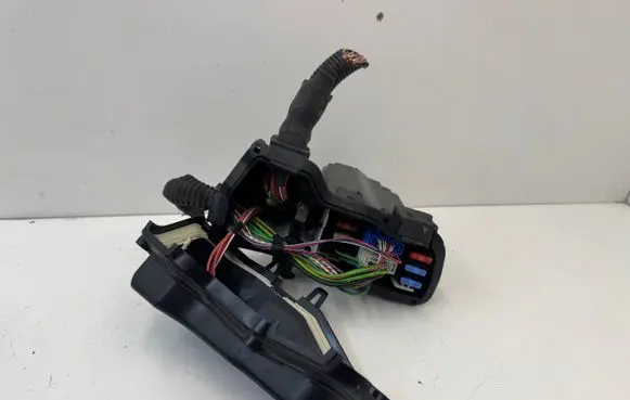 BMW M6 Fuse box set 7638588