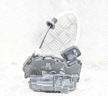 Skoda Superb B8 (3V) Coupe door lock (next to the handle) 45330180 5TC837015