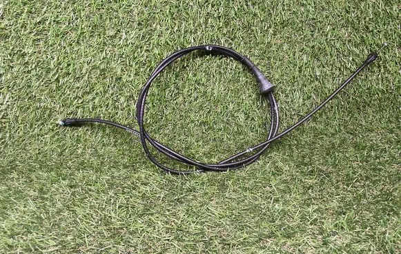 Engine bonnet/hood lock release cable