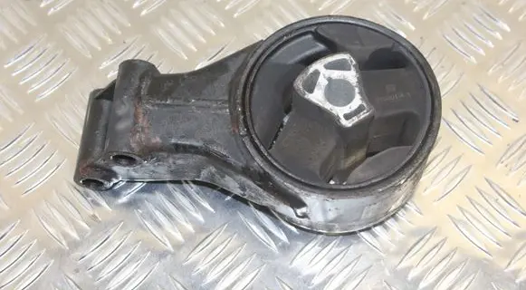 Chevrolet Cruze Engine mount bracket 13248630