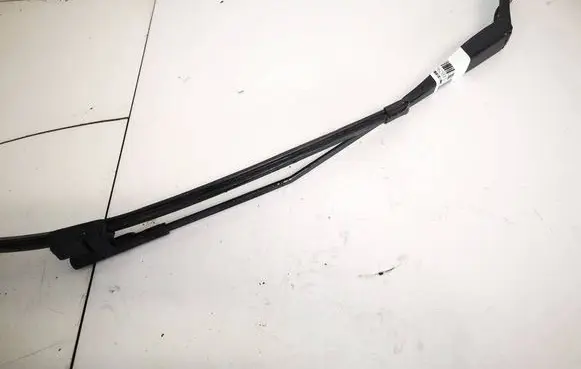 Peugeot 207 Front wiper blade arm
