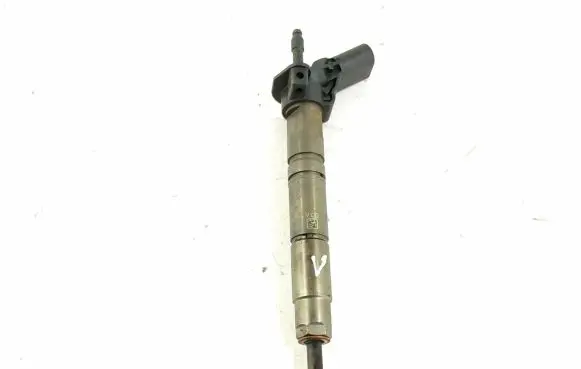 Mercedes-Benz GLK (X204) Fuel injector 6420701387 6420701987