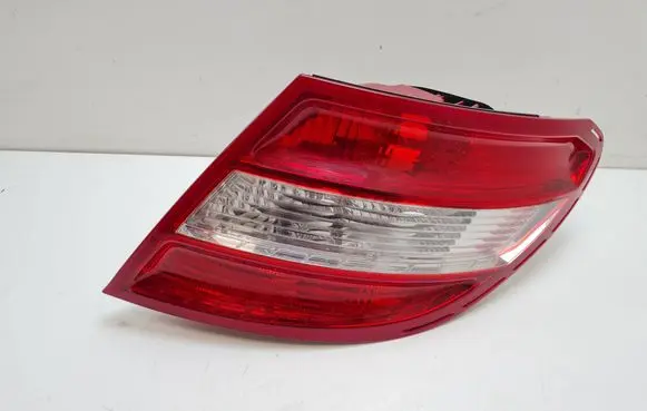 Mercedes-Benz C W204 Rear/tail lights 2048200264
