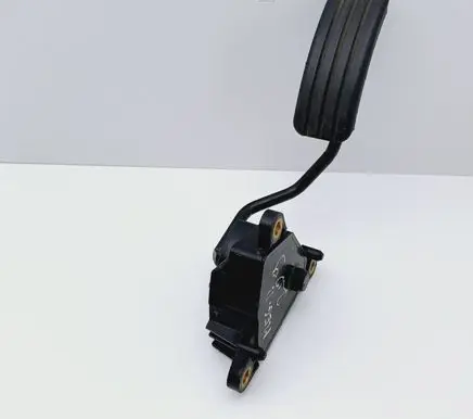 Renault Megane II Accelerator throttle pedal 8200153270 8200153270B