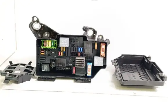 Mercedes-Benz EQC Fuse box set A2055402328 A2055463100