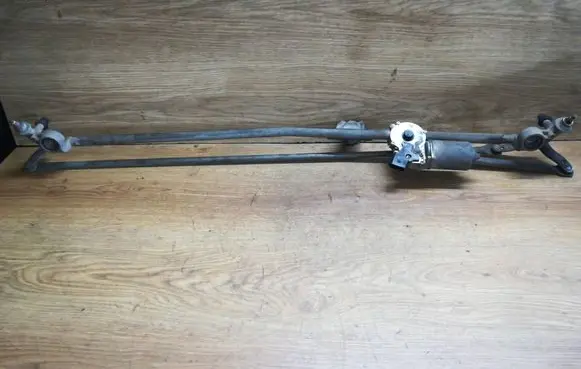 Opel Zafira B Front wiper linkage and motor 13145557 404976