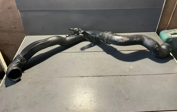 Audi A4 S4 B6 8E 8H Intercooler hose/pipe 8e0145762b