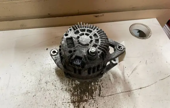 Mazda 6 Generator/alternator R2AA A2TJ0681 9Z23