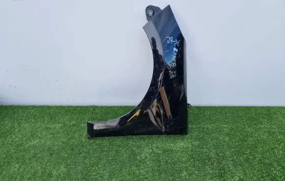 Ford Fiesta Fender 2125832