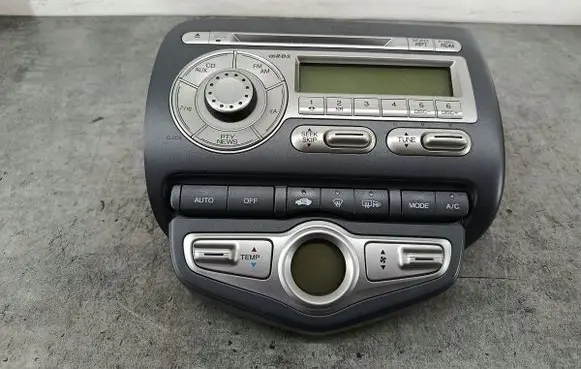Honda Jazz Radio/CD/DVD/GPS head unit 